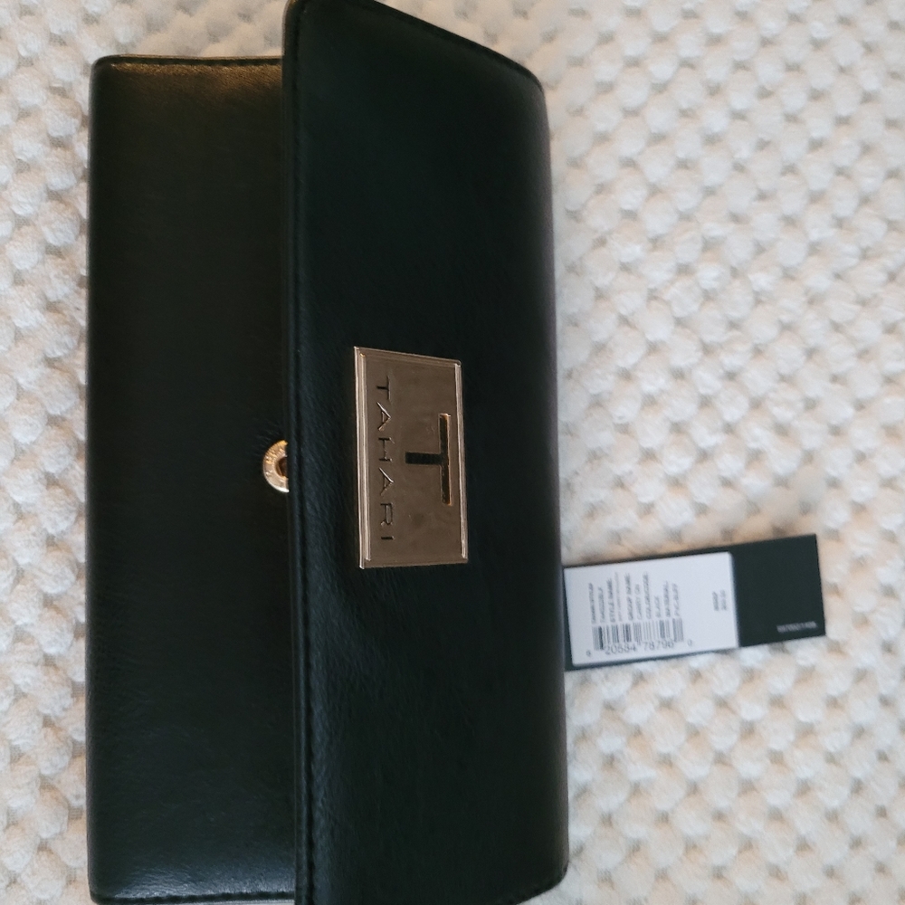 TAHARI RFID wallet brand new